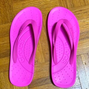 CROCS Pink Sandals